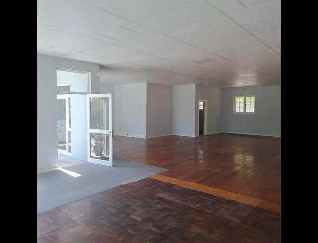 BUSINESS PROPERTY TO RENT IN WALMER